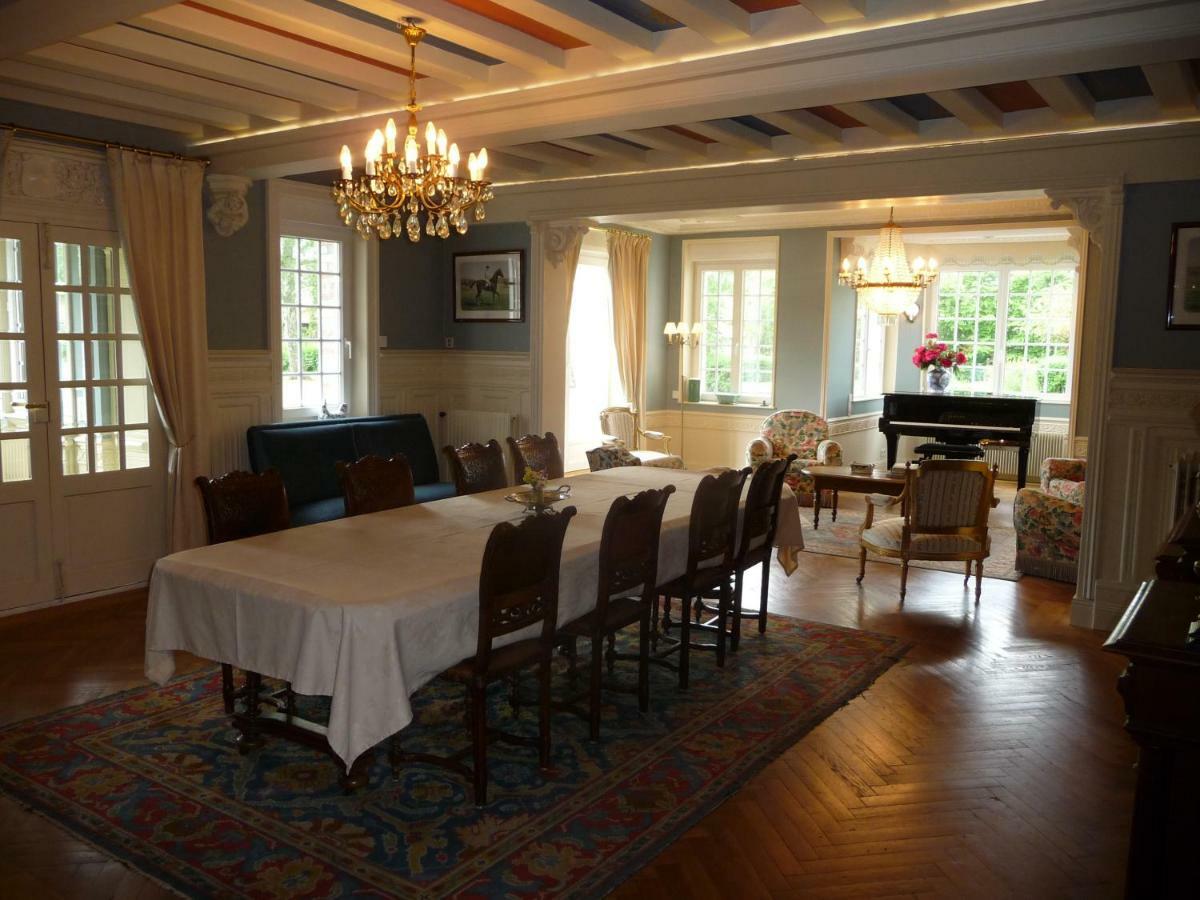 Manoir De Sens Bed & Breakfast Beuvron-en-Auge Exterior photo